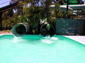 Kalamunda Wet 'n' Wild - Sydneys Hotel 2