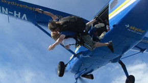 Skydive The Beach - Sydneys Hotel 1