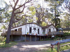 Fairyland Village - Sydneys Hotel 1
