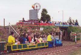 Cobden Miniature Railway & Mini Golf Park - Sydneys Hotel 0