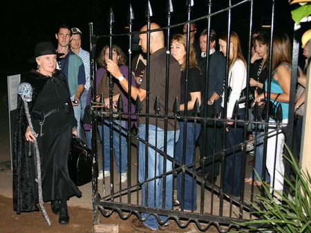 The Rocks Ghost Tours - Sydneys Hotel 5