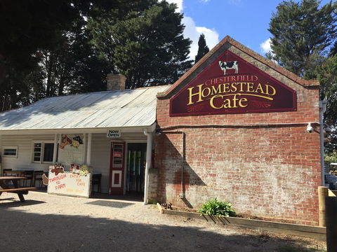 Chesterfield Farm - Sydneys Hotel 2