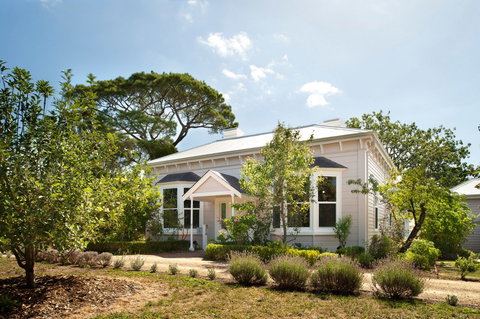 Heide Museum Of Modern Art - Sydneys Hotel 4