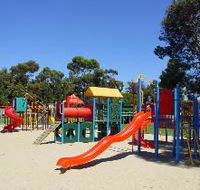 Victoria Square Kadina - Sydneys Hotel