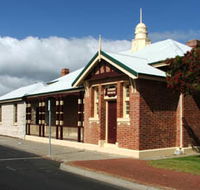 Artgeo Cultural Complex - Old Courthouse - Sydneys Hotel