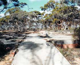 Merredin Army Hospital Site - Sydneys Hotel 0