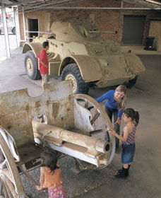 Goldfields War Museum - Sydneys Hotel 0