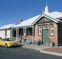 Old Court House Complex - Sydneys Hotel