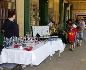 Boulder Market Day - Sydneys Hotel 0