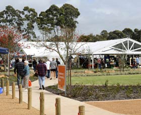 Byford Country Market - Sydneys Hotel 0
