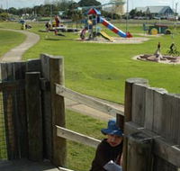 Yoganup Playground - Sydneys Hotel