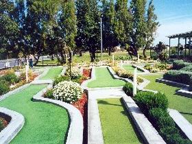 West Beach Mini Golf - Sydneys Hotel 0