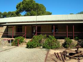 Bon Accord Mine Complex - Sydneys Hotel 0