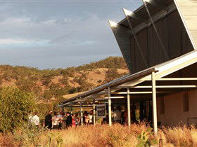 Kabminye Wines - Sydneys Hotel 0