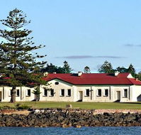 Pilot Station and Maritime Museum - Sydneys Hotel