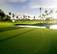 Sanctuary Cove Golf and Country Club - Sydneys Hotel