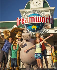 Dreamworld - Sydneys Hotel 0
