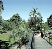 Ingham Memorial Gardens - Sydneys Hotel