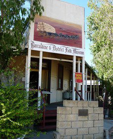 Barcaldine QLD Sydneys Hotel