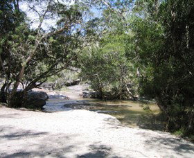 Davies Creek National Park And Dinden National Park - Sydneys Hotel 0