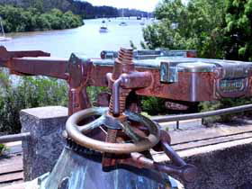 Maryboroughs Guns - Sydneys Hotel 0