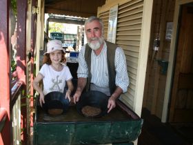 The Miner's Cottage - Sydneys Hotel 0