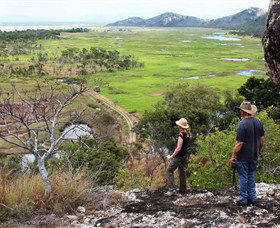 Townsville Town Common Conservation Park - Sydneys Hotel 0