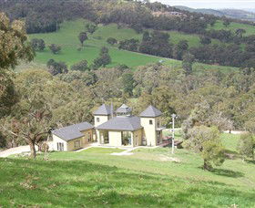Sutherland Estate - Sydneys Hotel 0
