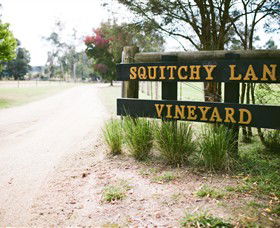 Squitchy Lane Vineyard - Sydneys Hotel 0