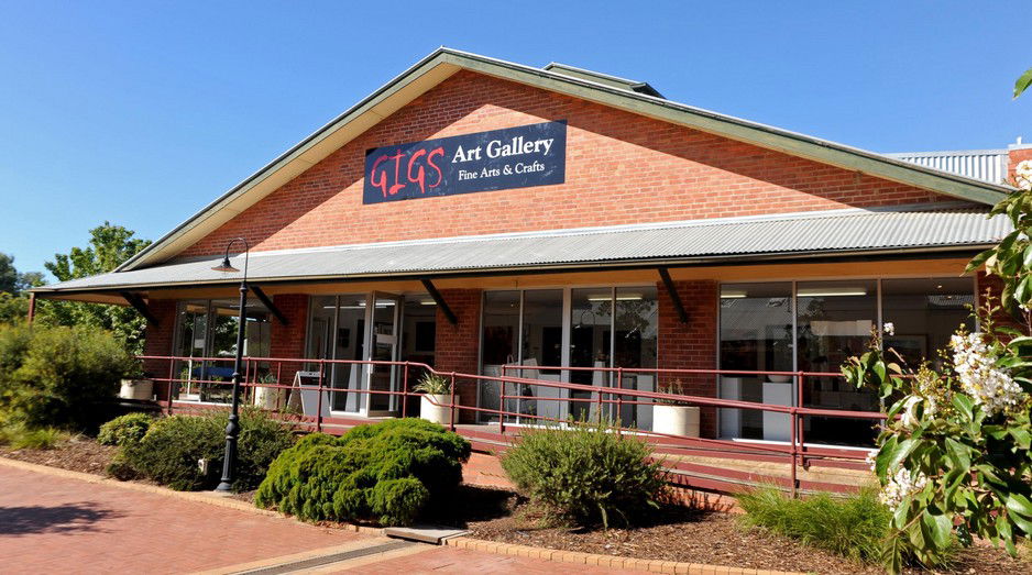 West Wodonga VIC Sydneys Hotel
