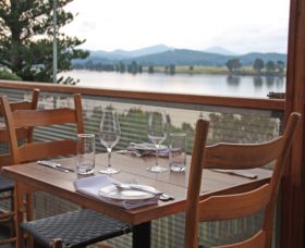 The River Restaurant - Sydneys Hotel 0