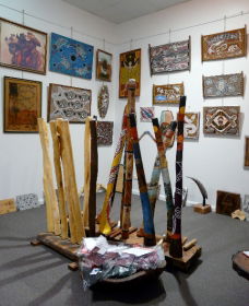 Laddie Timbery Aboriginal Art And Crafts - Sydneys Hotel 0