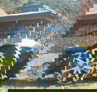 Lake George Winery - Sydneys Hotel