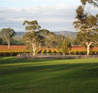 Top Note Vineyard - Sydneys Hotel