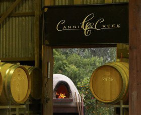 Cannibal Creek Vineyard - Sydneys Hotel 0