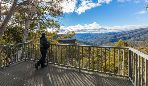 Wallace Creek Lookout - Sydneys Hotel 0