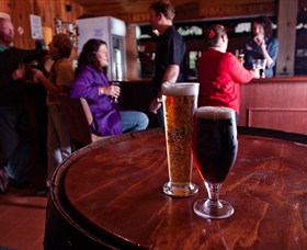 Granite Belt Brewery - Sydneys Hotel 3