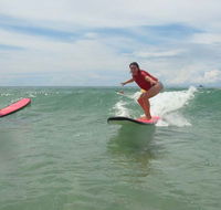Byron Bay Style Surfing - Sydneys Hotel