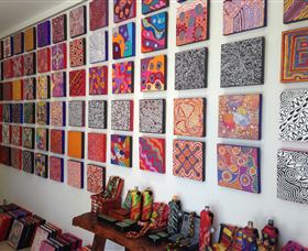 Bouddi Gallery - Contemporary Aboriginal Art - Sydneys Hotel 1