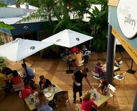 Bouddi Gallery - Contemporary Aboriginal Art - Sydneys Hotel 7