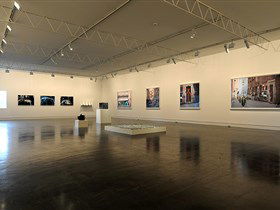 Hugo Michell Gallery - Sydneys Hotel 1