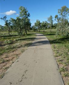 Lagoon Creek - Sydneys Hotel 1