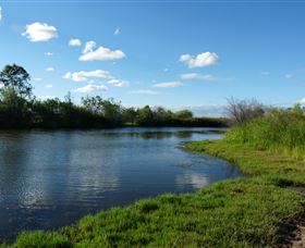 Lagoon Creek - Sydneys Hotel 2