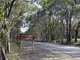 Jupiter Creek Gold Diggings Trail - Sydneys Hotel 0