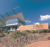 Window on the Wetlands - Sydneys Hotel