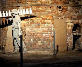 Bendigo Pottery - Sydneys Hotel 2