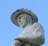 Sarina War Memorial - Sydneys Hotel