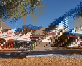 Ariah Park 1920s Heritage Village - Sydneys Hotel 0