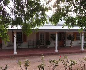 Hazeldean At Quandary, Ariah Park And Temora - Sydneys Hotel 1