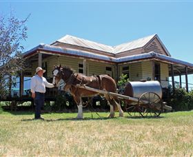 Hazeldean At Quandary, Ariah Park And Temora - Sydneys Hotel 3